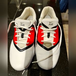 Nike Air Women's Golf Shoes with spikes